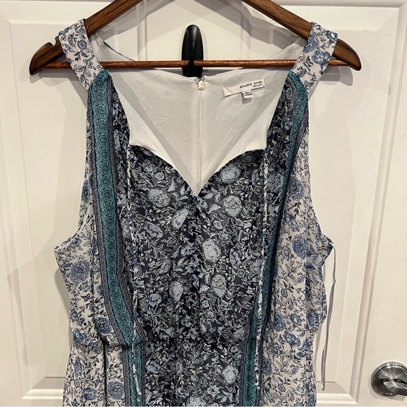 Blue White Floral Maxi Dress Boho Vneck Chiffon - Picture 2 of 7